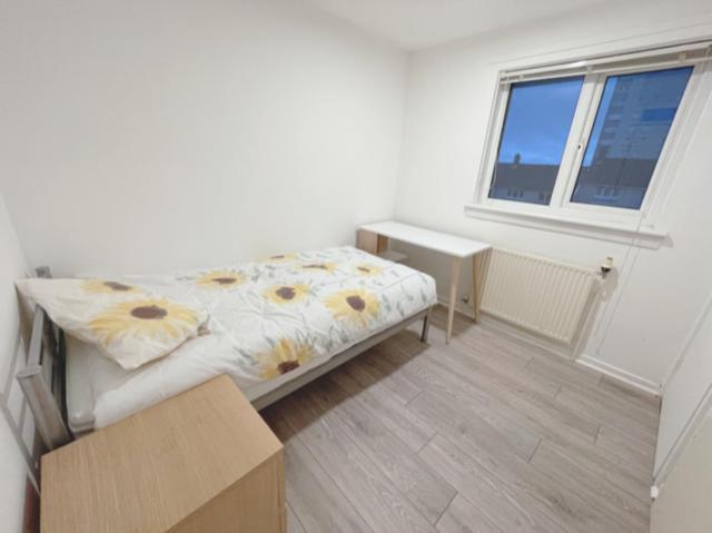 Single In House Homestay Edinburgh